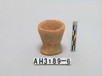 藏品(紅色細砂小陶杯)的圖片